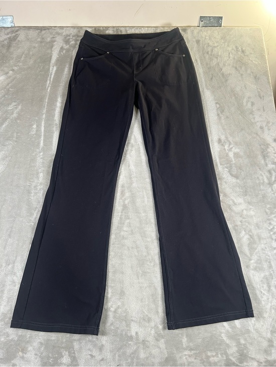 Pants - Athleta Black low rise straight leg flared Active Pants